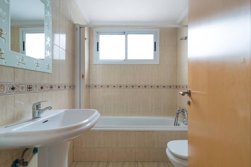 2B Apartamento Atlantico Appartement Vecindario  Buitenkant foto